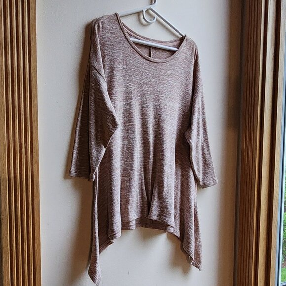 Tan Scoop Neck Angled Jersey Size Large - Picture 4 of 16
